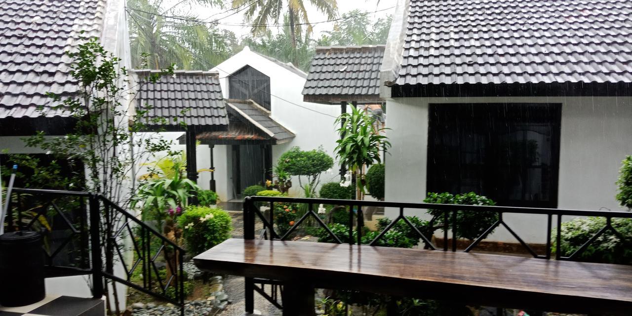 Hotel Gbs Malingping Exterior foto